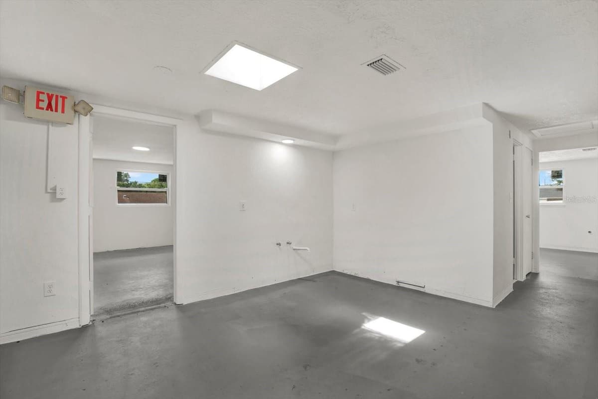 6102 INDIANA AVENUE — photo 19 of 22