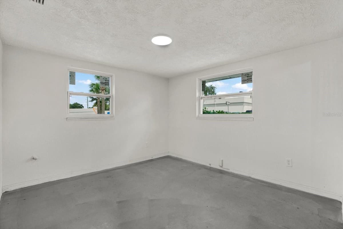 6102 INDIANA AVENUE — photo 15 of 22