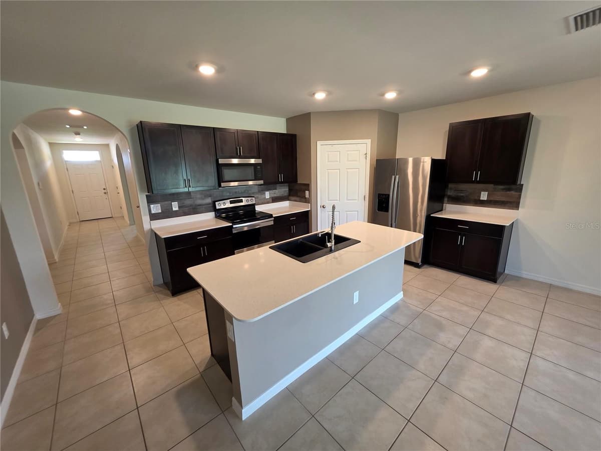 27441 NATAL DRIVE — photo 3 of 38