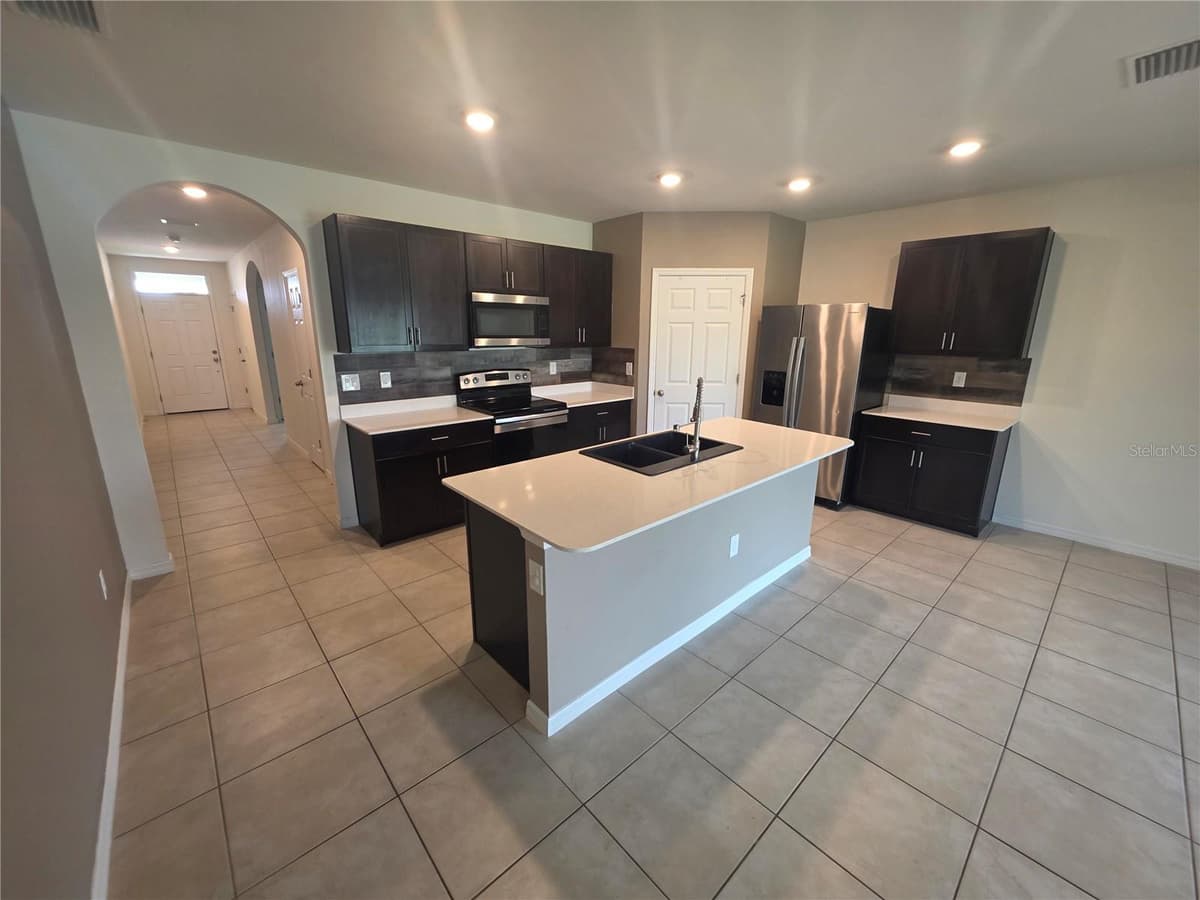 27441 NATAL DRIVE — photo 7 of 38