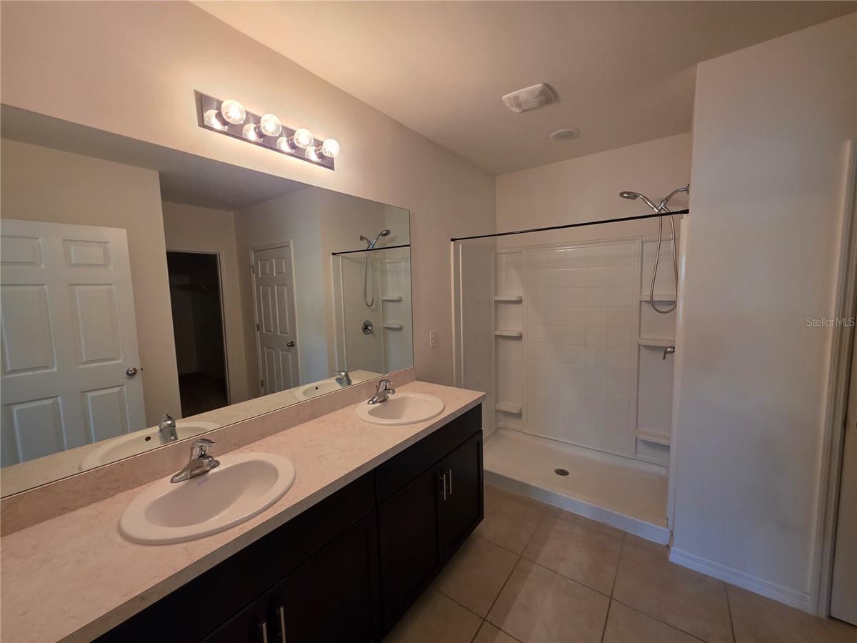 27441 NATAL DRIVE — photo 13 of 38