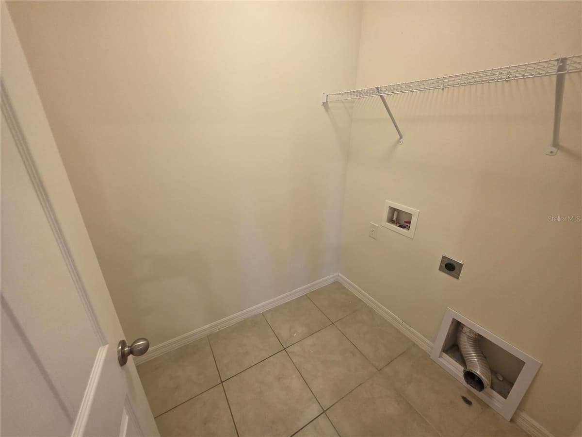 27441 NATAL DRIVE — photo 31 of 38
