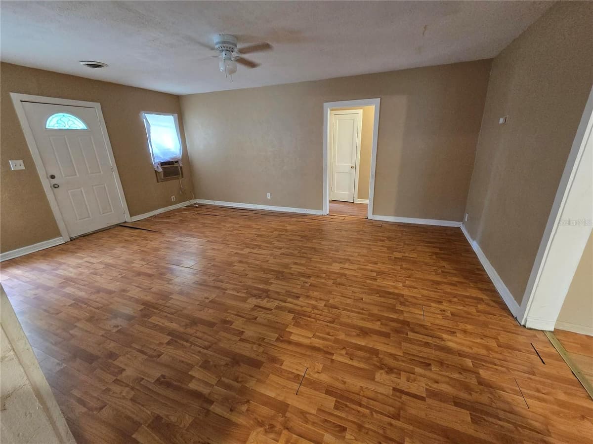 2115 WESTMORELAND DRIVE — photo 3 of 8
