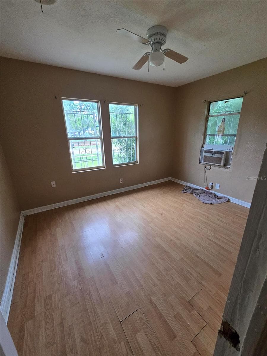 2115 WESTMORELAND DRIVE — photo 8 of 8