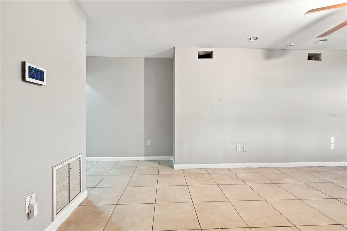 6020 KENTUCKY AVENUE — photo 7 of 31