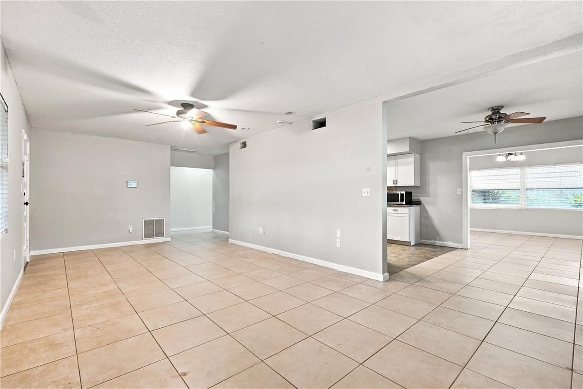 6020 KENTUCKY AVENUE — photo 10 of 31