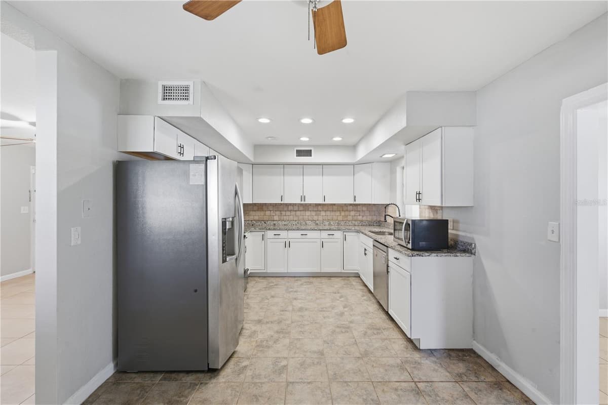 6020 KENTUCKY AVENUE — photo 14 of 31