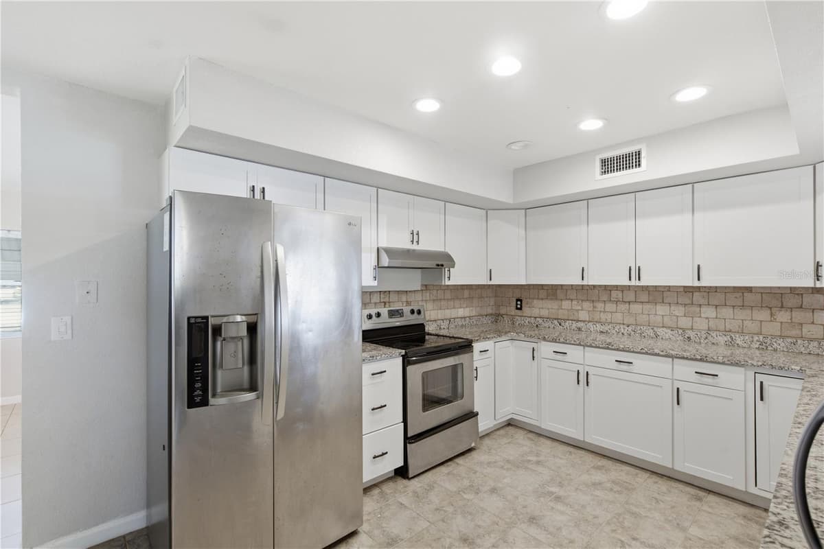6020 KENTUCKY AVENUE — photo 15 of 31