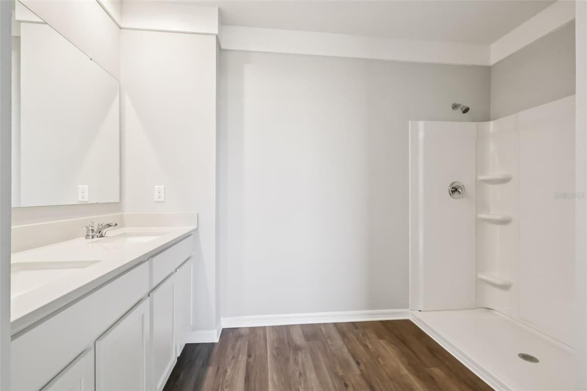 5335 CLOUDBERRY AVENUE — photo 32 of 33