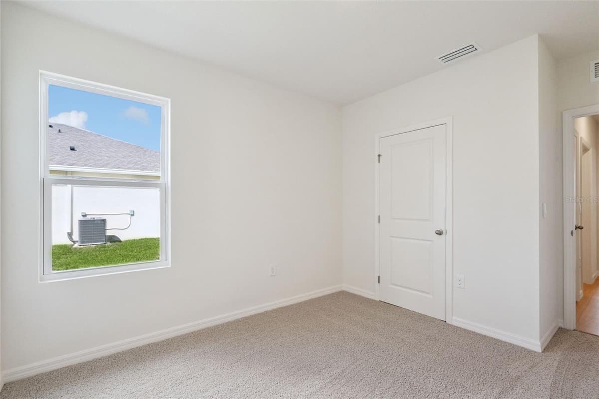 2519 DORSET COURT — photo 8 of 32