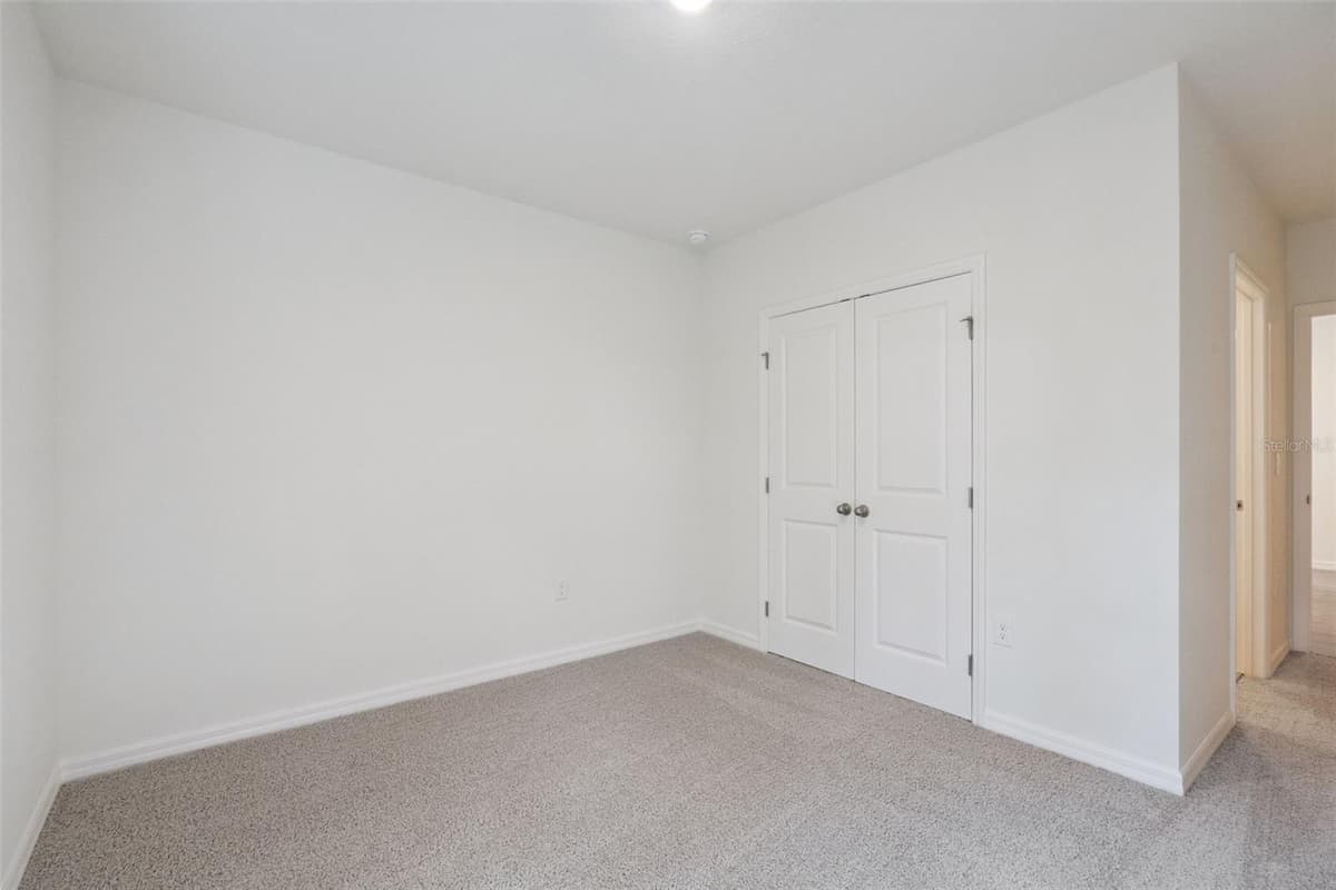 2519 DORSET COURT — photo 13 of 32