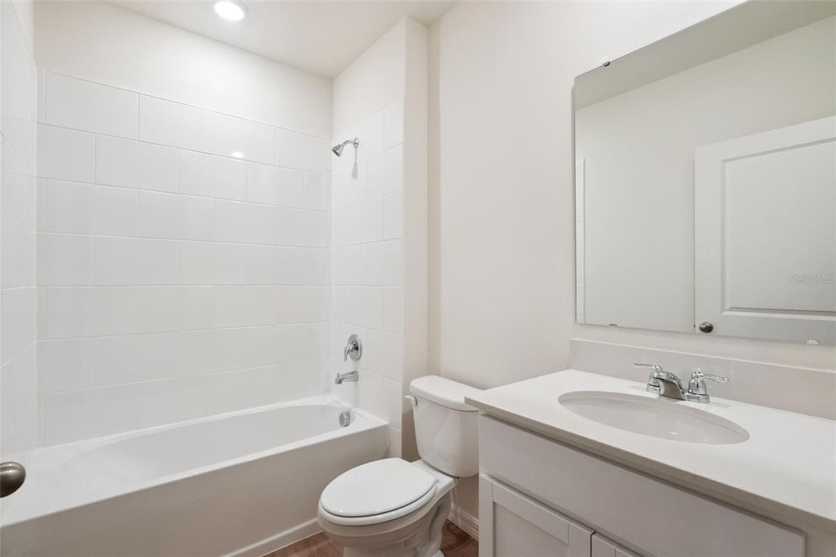 2519 DORSET COURT — photo 11 of 32