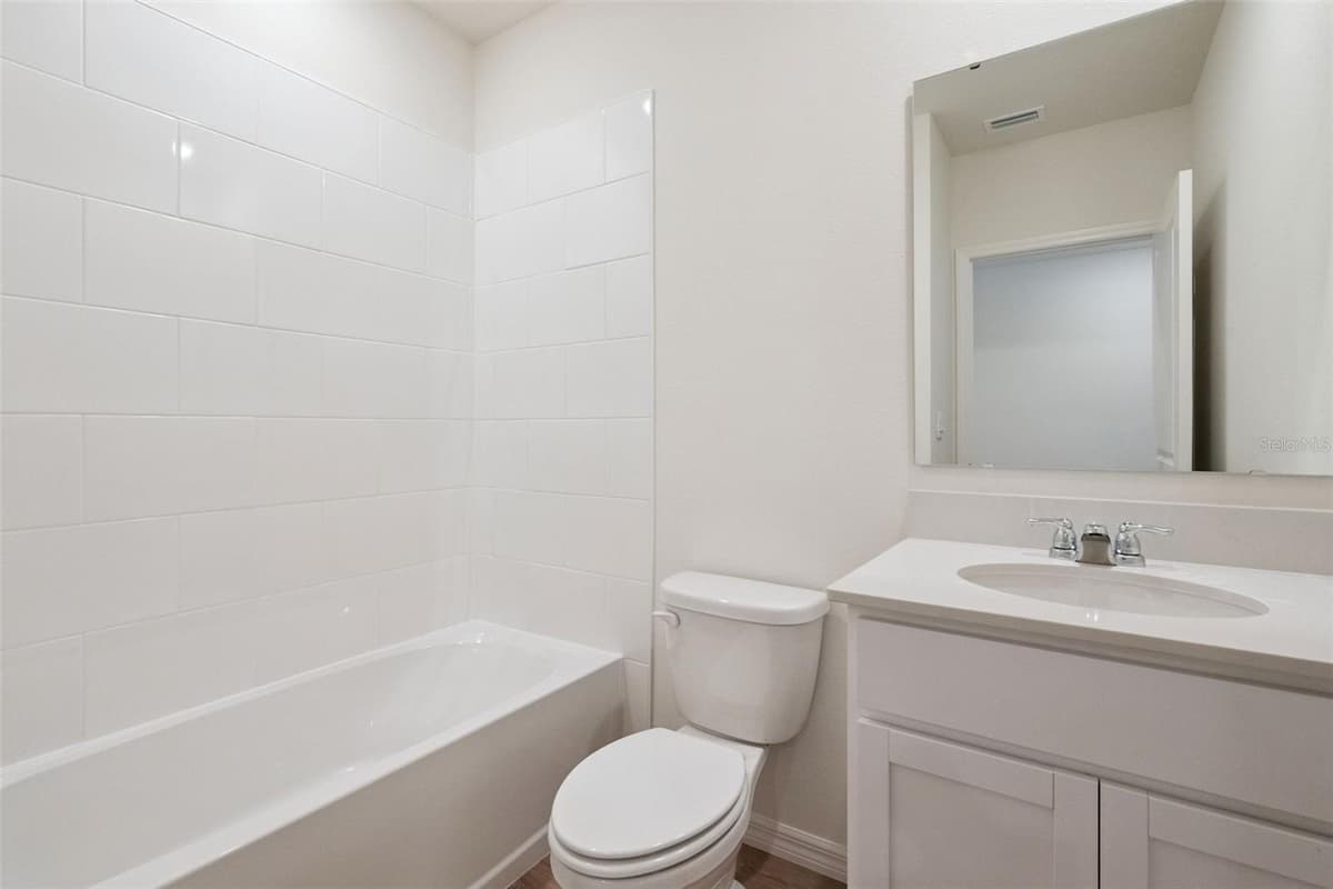 2519 DORSET COURT — photo 5 of 32