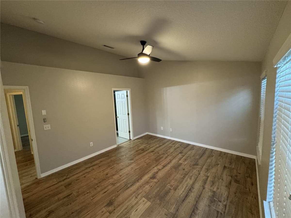 12280 COUNTRY WHITE CIRCLE — photo 31 of 40