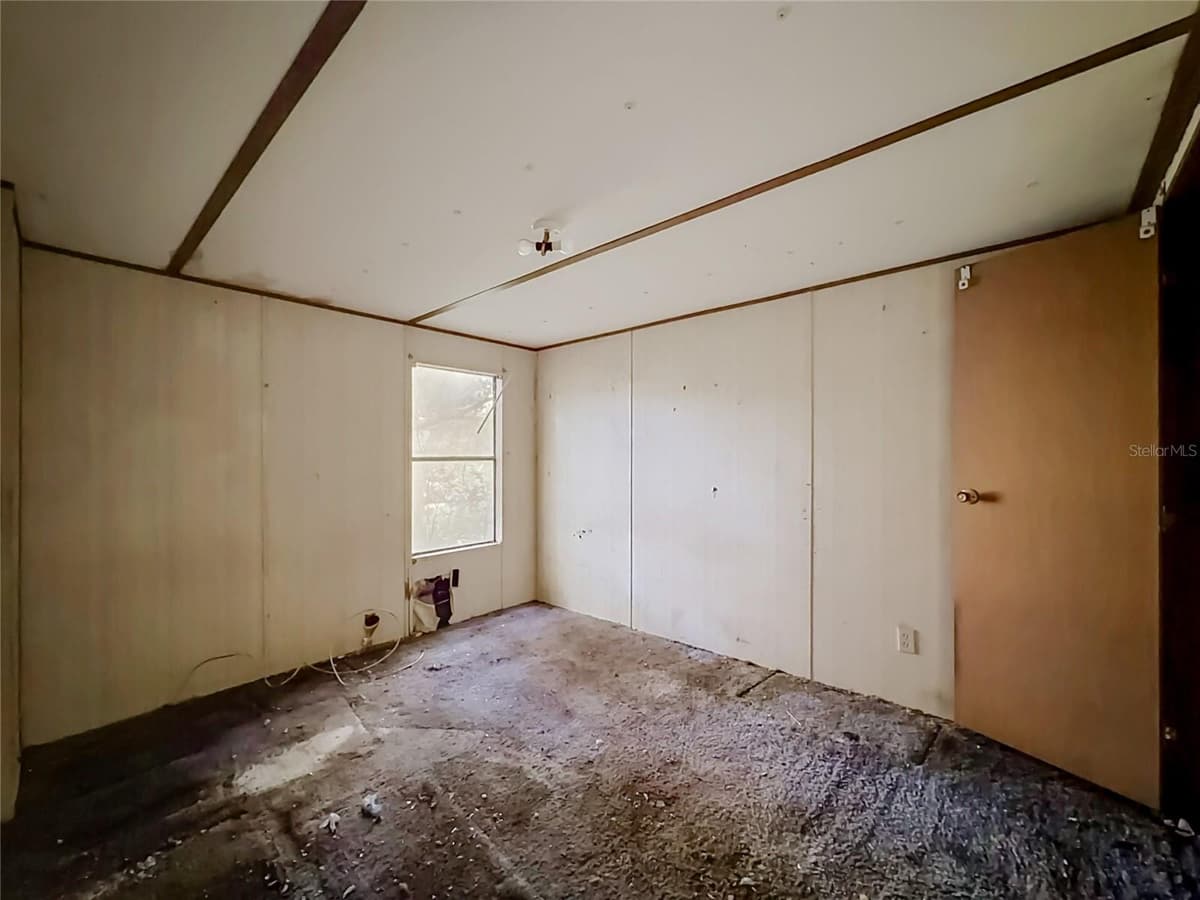 8216 SIMPSON LANE — photo 14 of 18