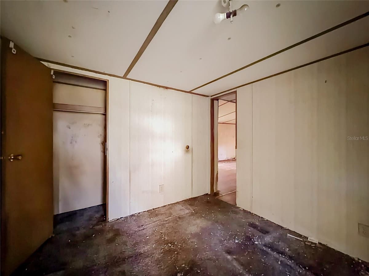 8216 SIMPSON LANE — photo 13 of 18