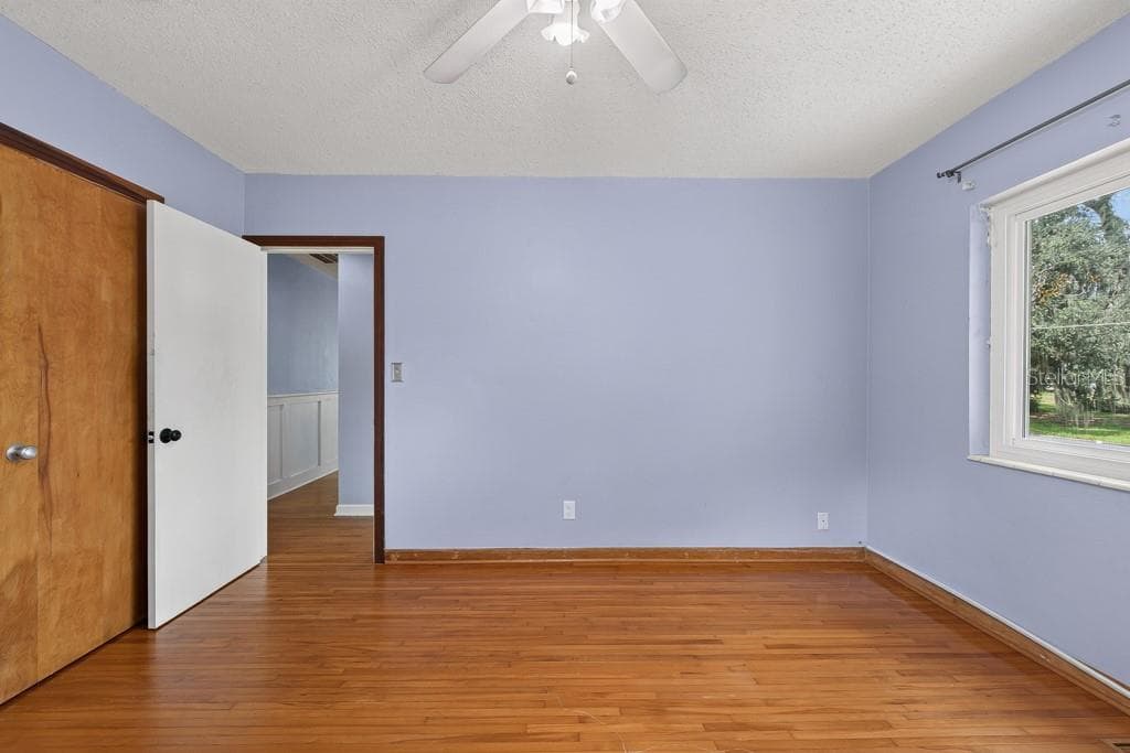 215 ELM ROAD — photo 25 of 66
