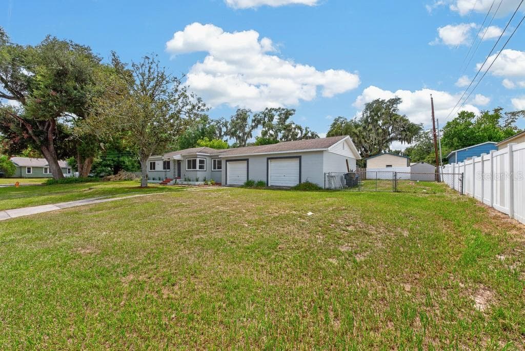 215 ELM ROAD — photo 53 of 66