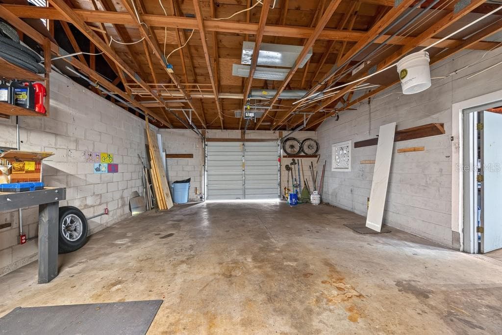 215 ELM ROAD — photo 38 of 66