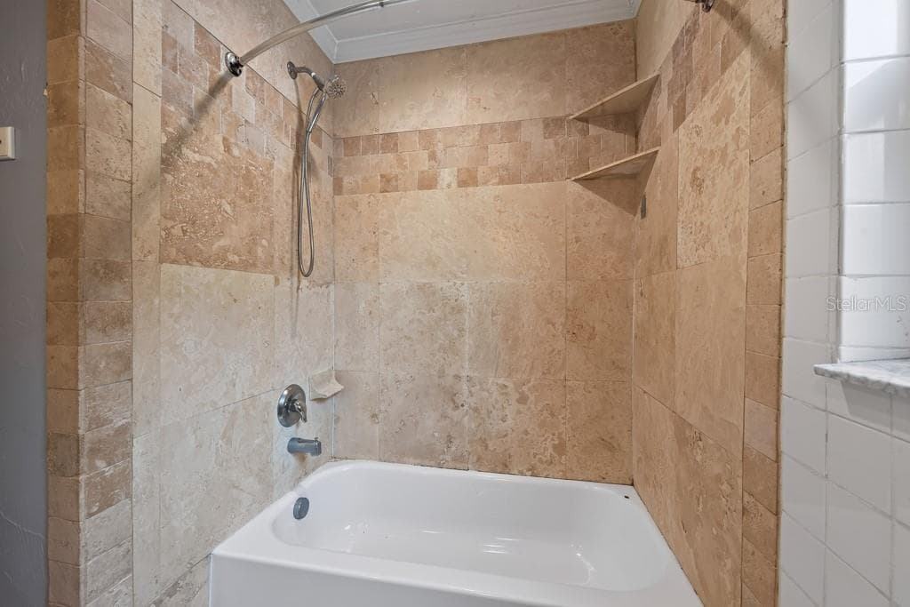 215 ELM ROAD — photo 35 of 66