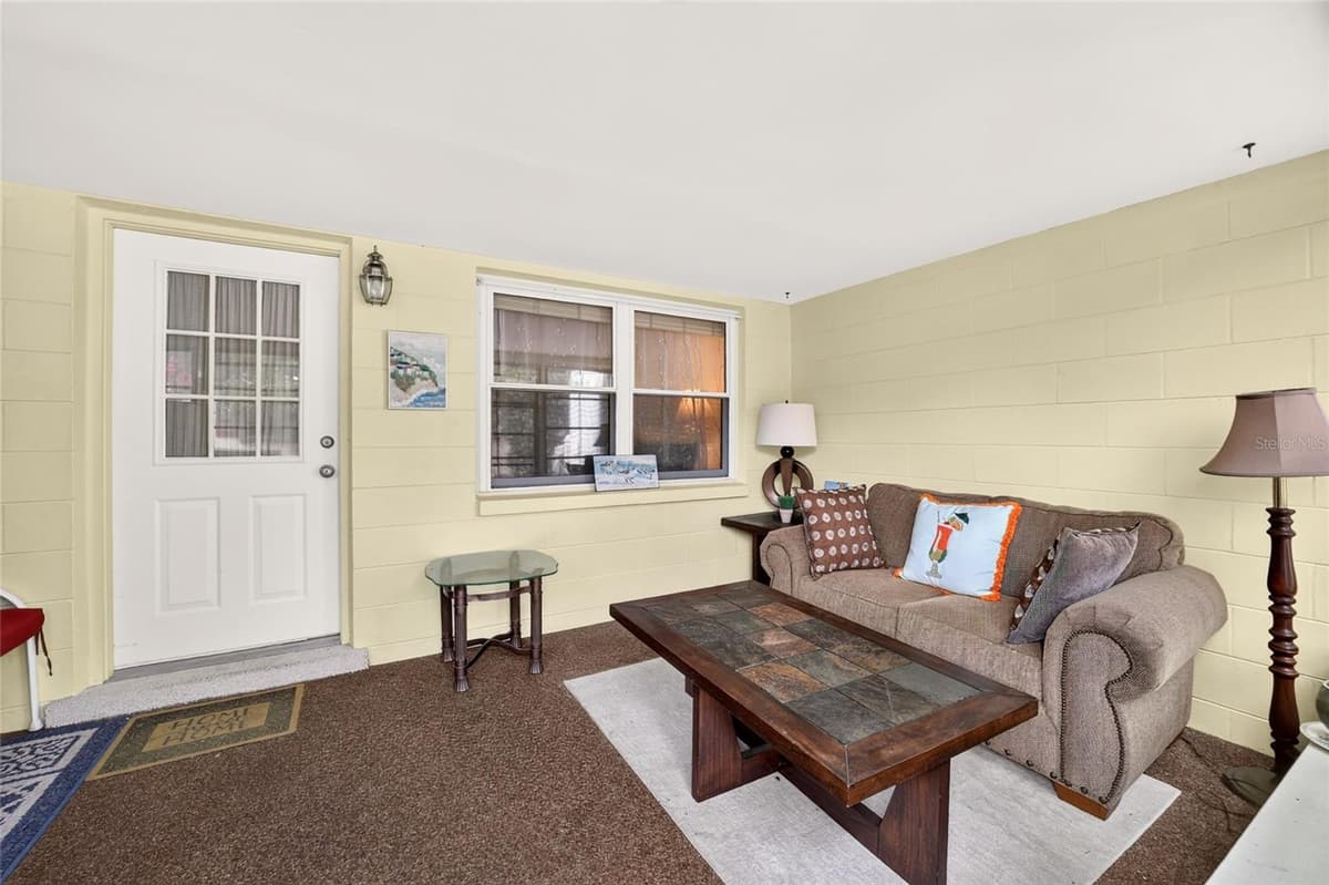 8830 98TH PLACE — photo 15 of 67