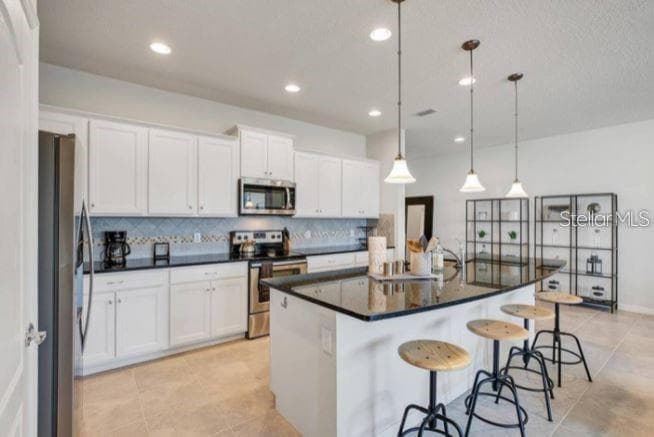 8818 GENEVE COURT — photo 3 of 25