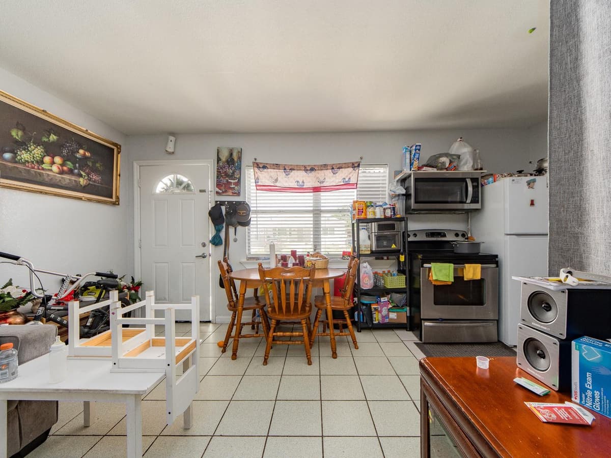 2532 WALNUT STREET — photo 11 of 19