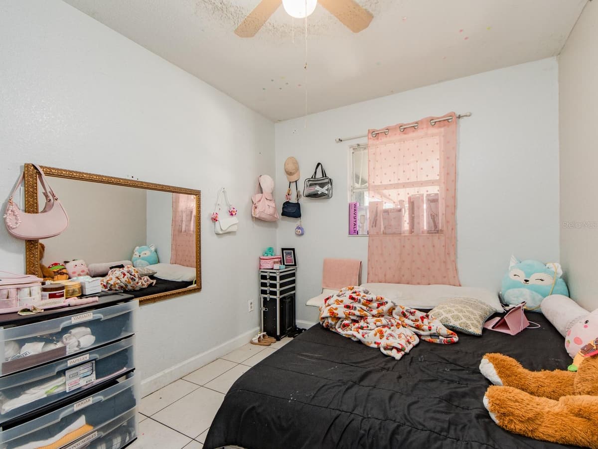 2532 WALNUT STREET — photo 6 of 19