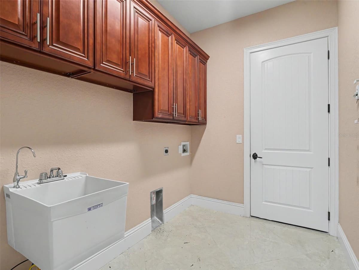 2761 NEWMAN DRIVE — photo 23 of 28