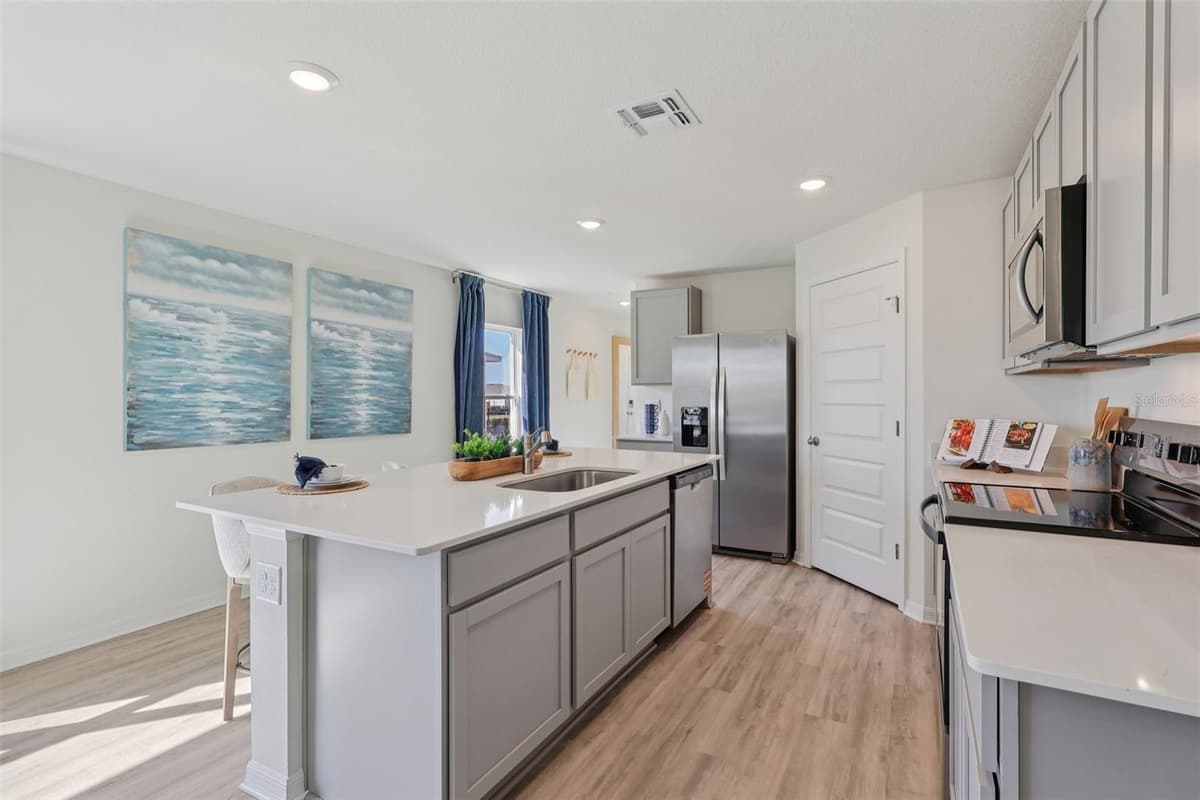 5331 CLOUDBERRY AVENUE — photo 9 of 31