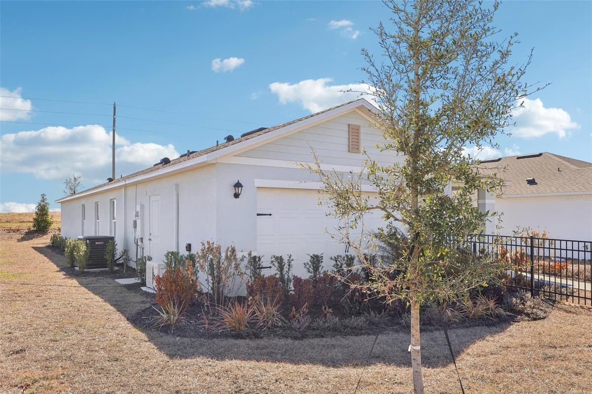5331 CLOUDBERRY AVENUE — photo 4 of 31