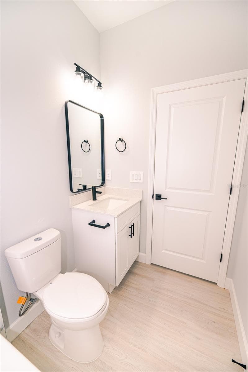 1103 SAINT TROPEZ COURT — photo 32 of 46