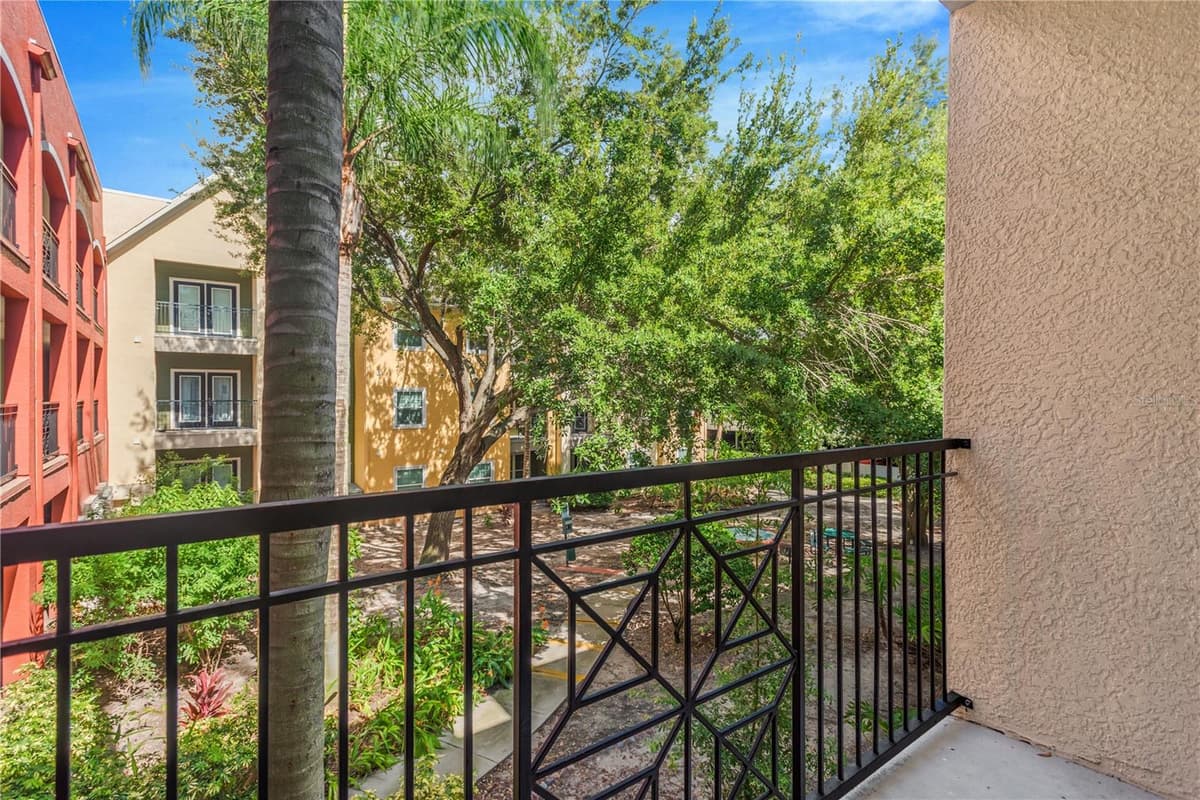 1810 PALM AVENUE — photo 17 of 25