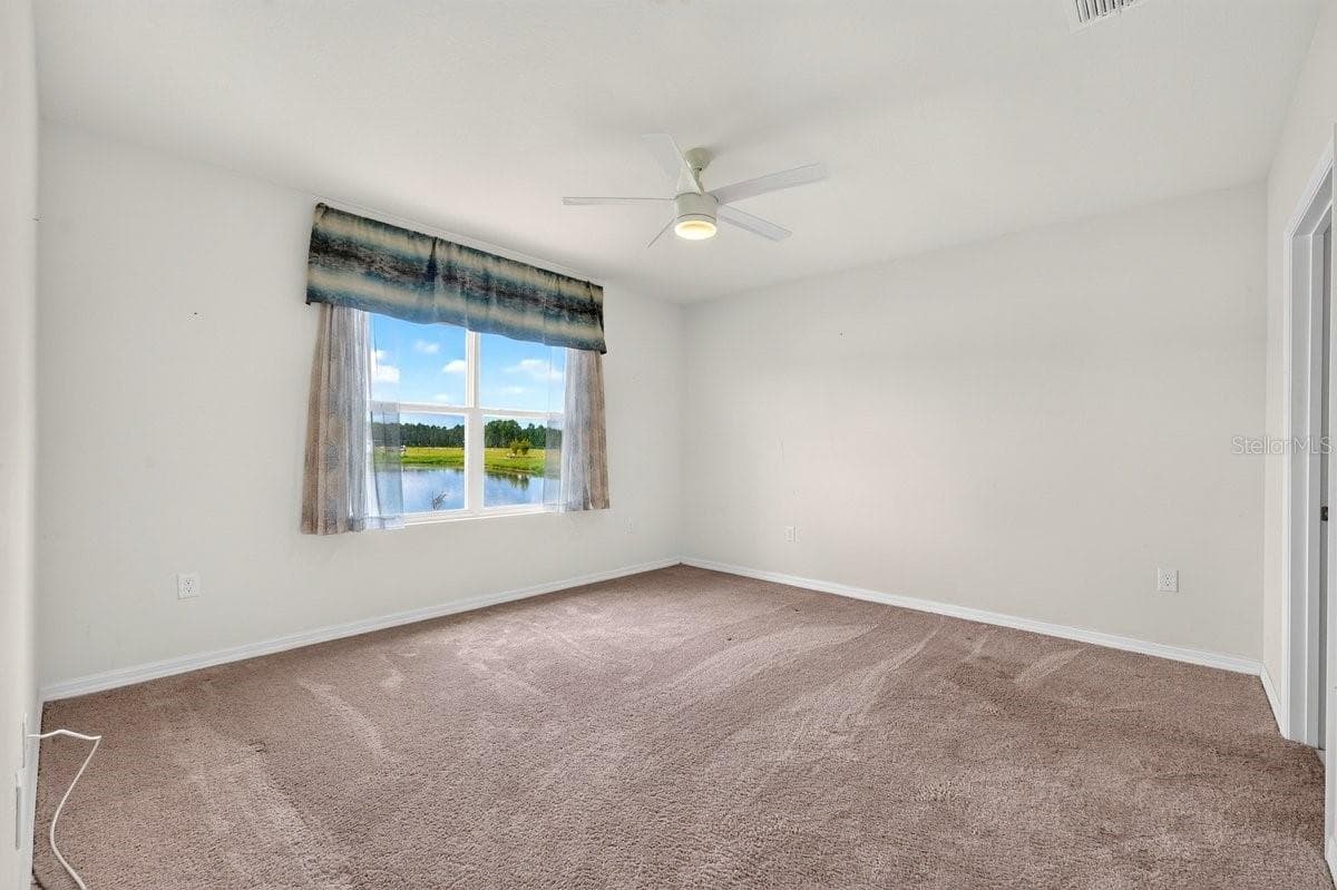 3118 BORASSUS DRIVE — photo 15 of 34
