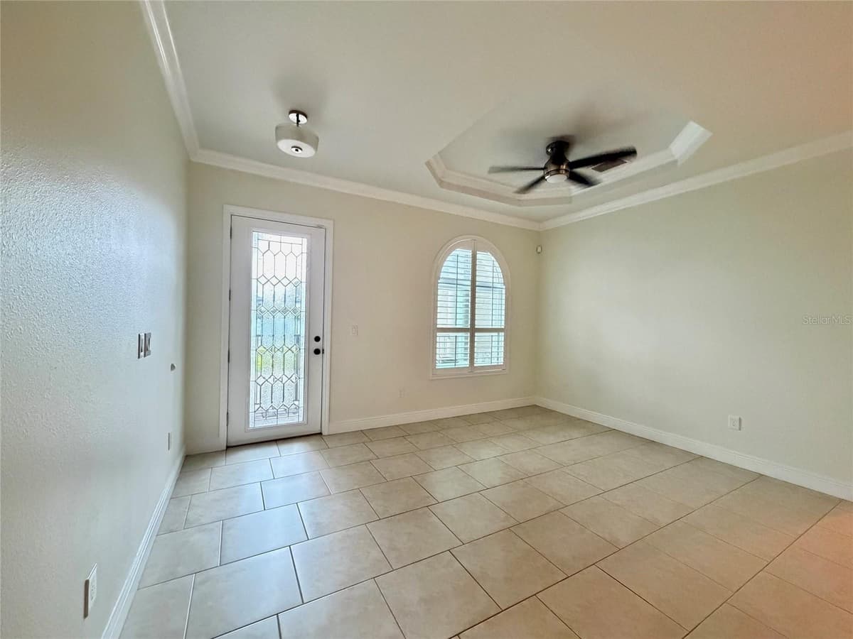 2721 SITKA STREET — photo 10 of 32