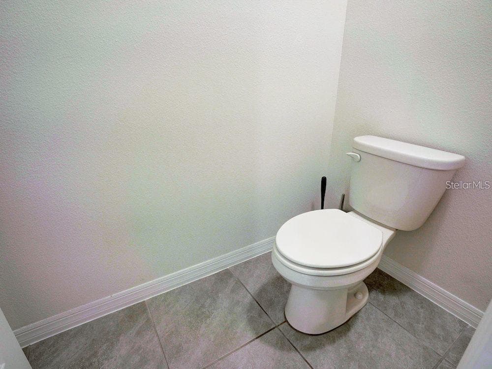 1836 DELROSE ROAD — photo 40 of 51