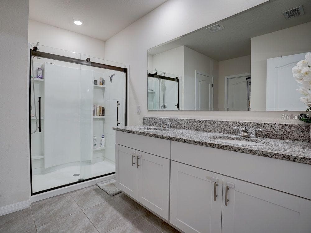 1836 DELROSE ROAD — photo 35 of 51