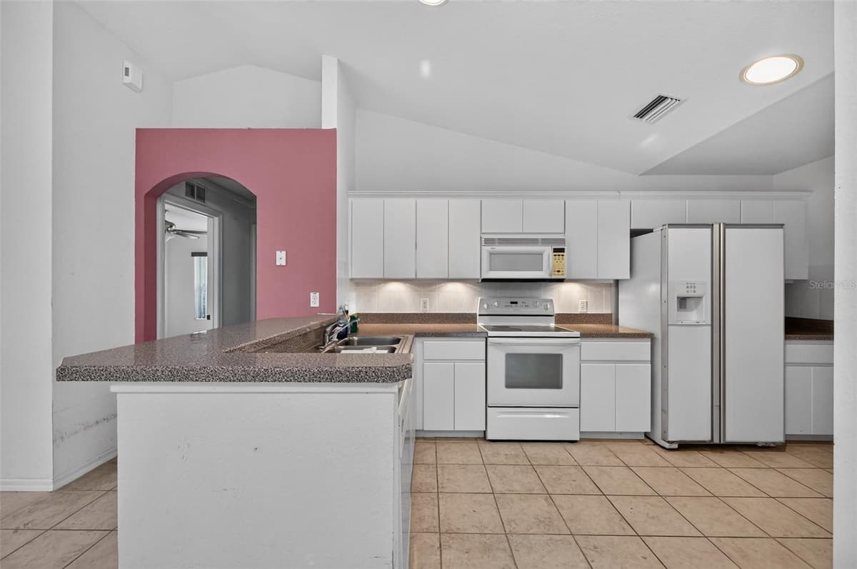 19735 93RD PLACE — photo 4 of 30