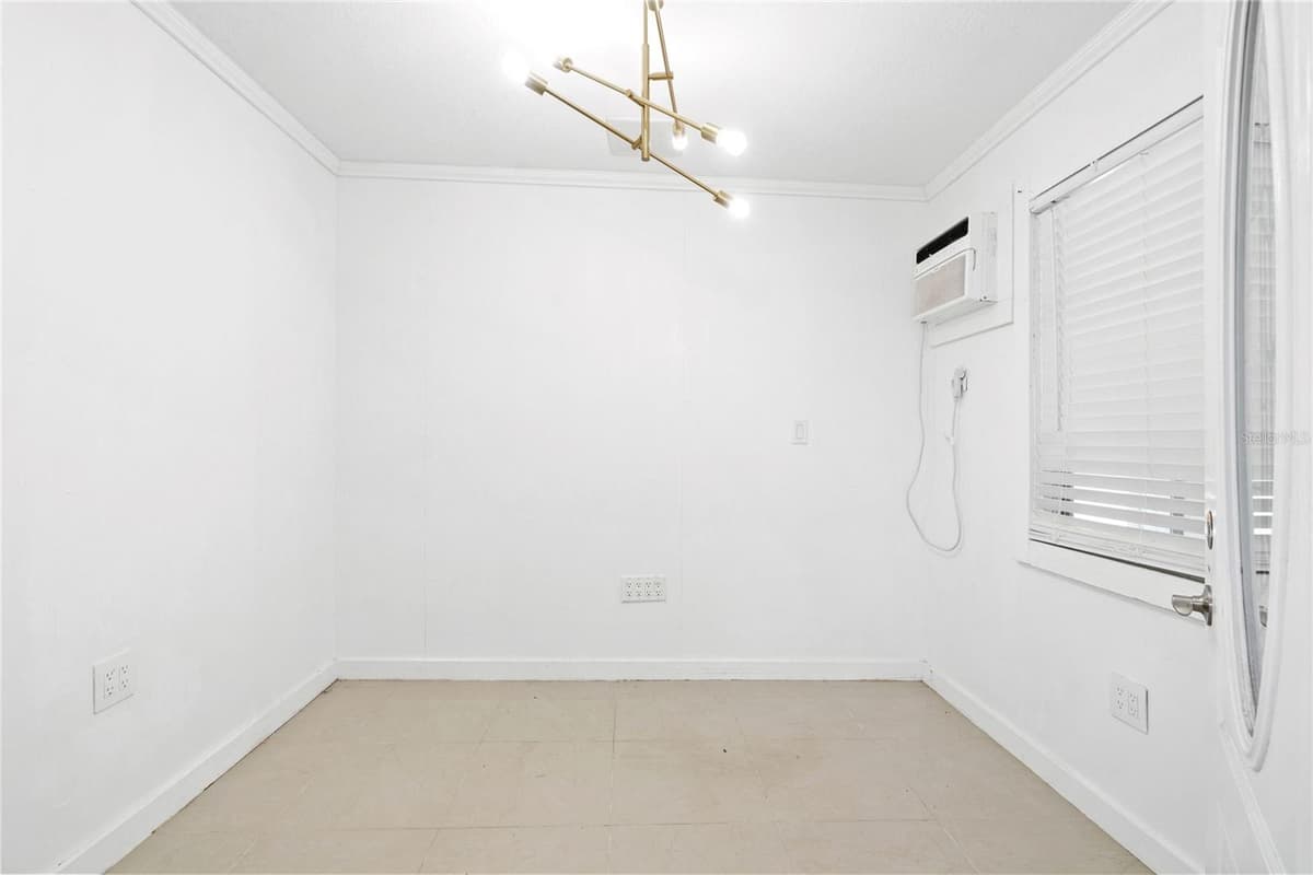 6004 JEAN STREET — photo 34 of 40