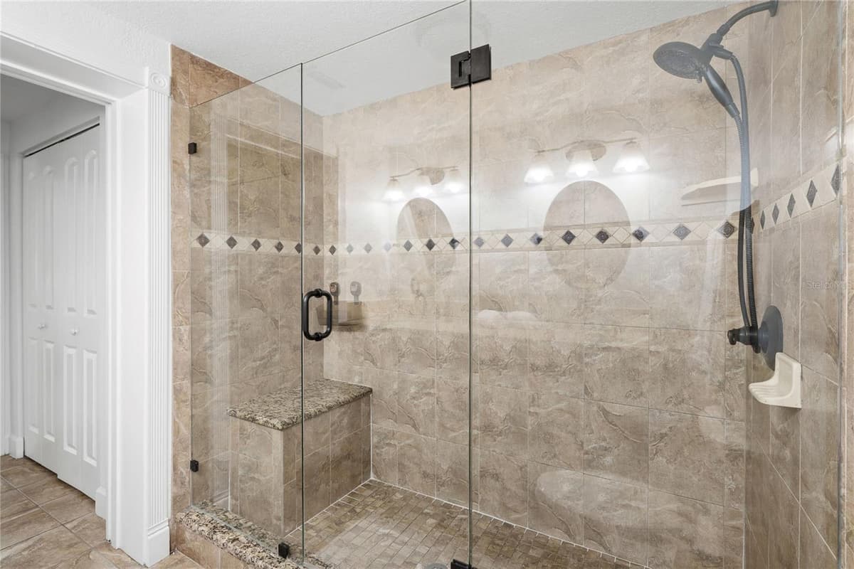 6004 JEAN STREET — photo 19 of 40