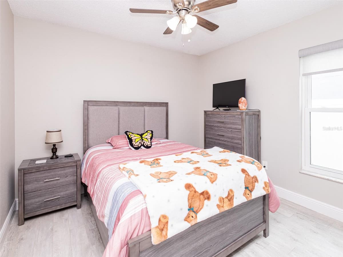 2540 ROLLING BROAK DRIVE — photo 33 of 40