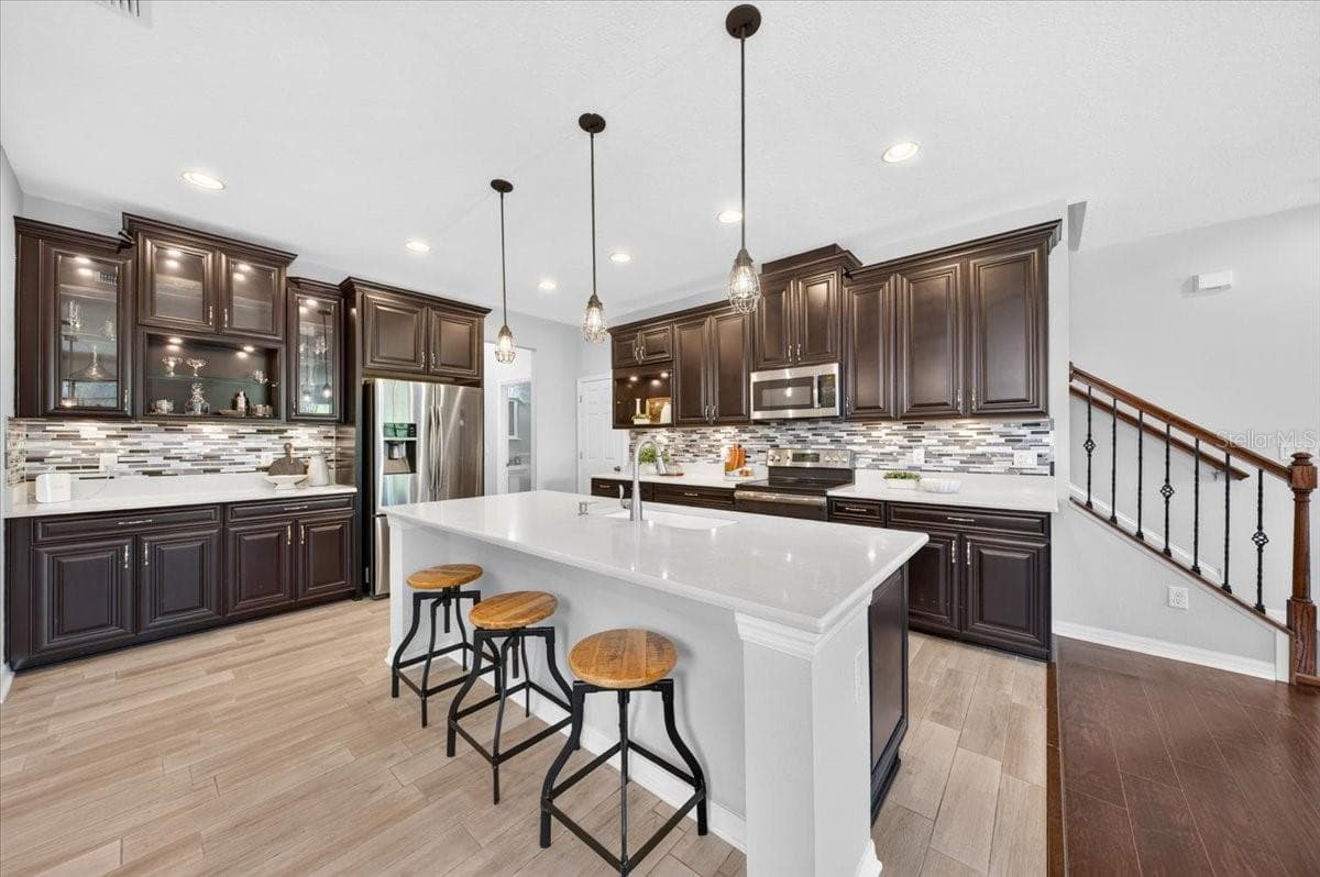 11528 CROWNED SPARROW LANE — photo 4 of 32