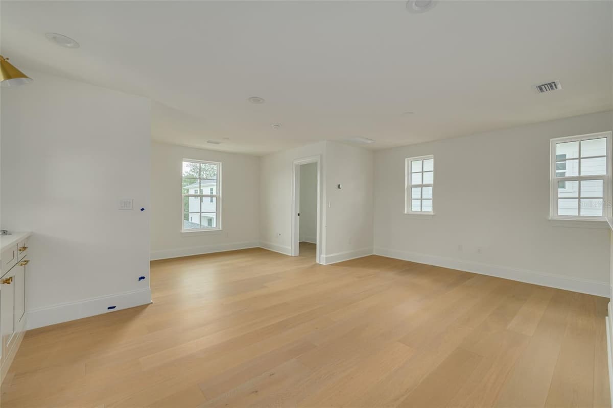 461 47TH AVENUE — photo 37 of 44