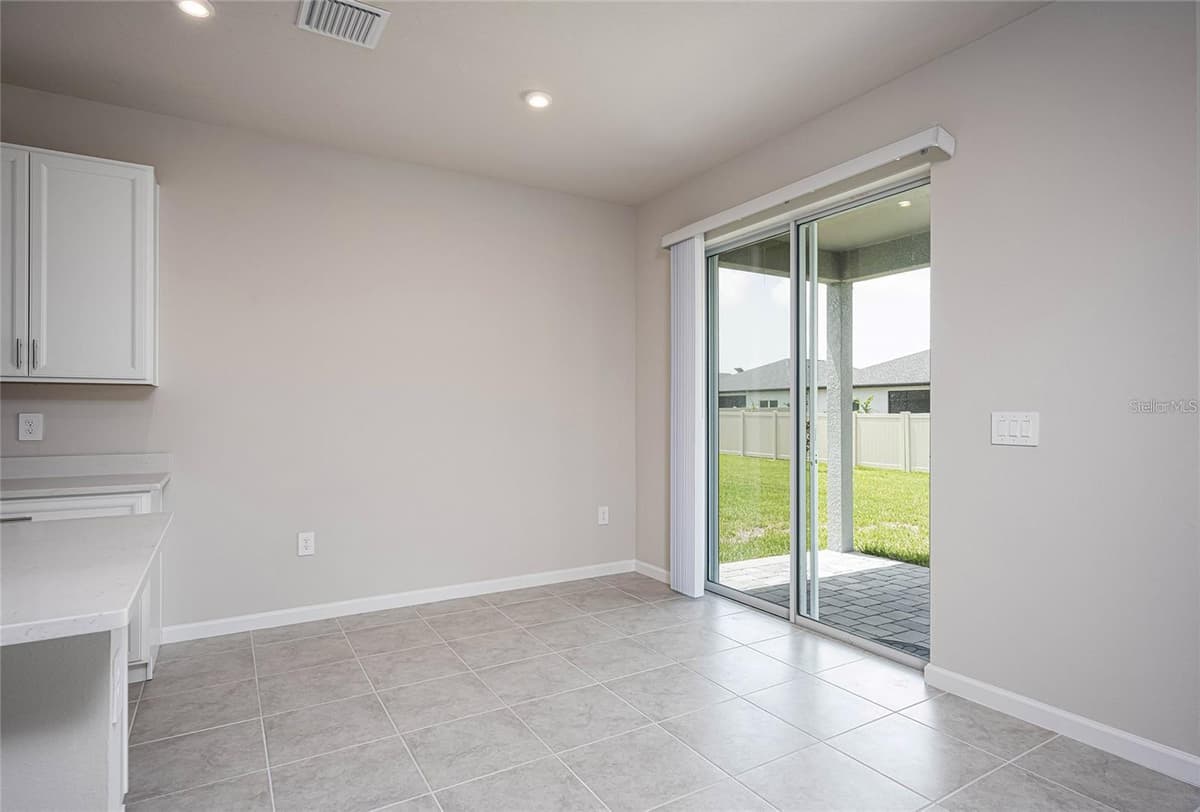 16873 CASTORO DRIVE — photo 26 of 42