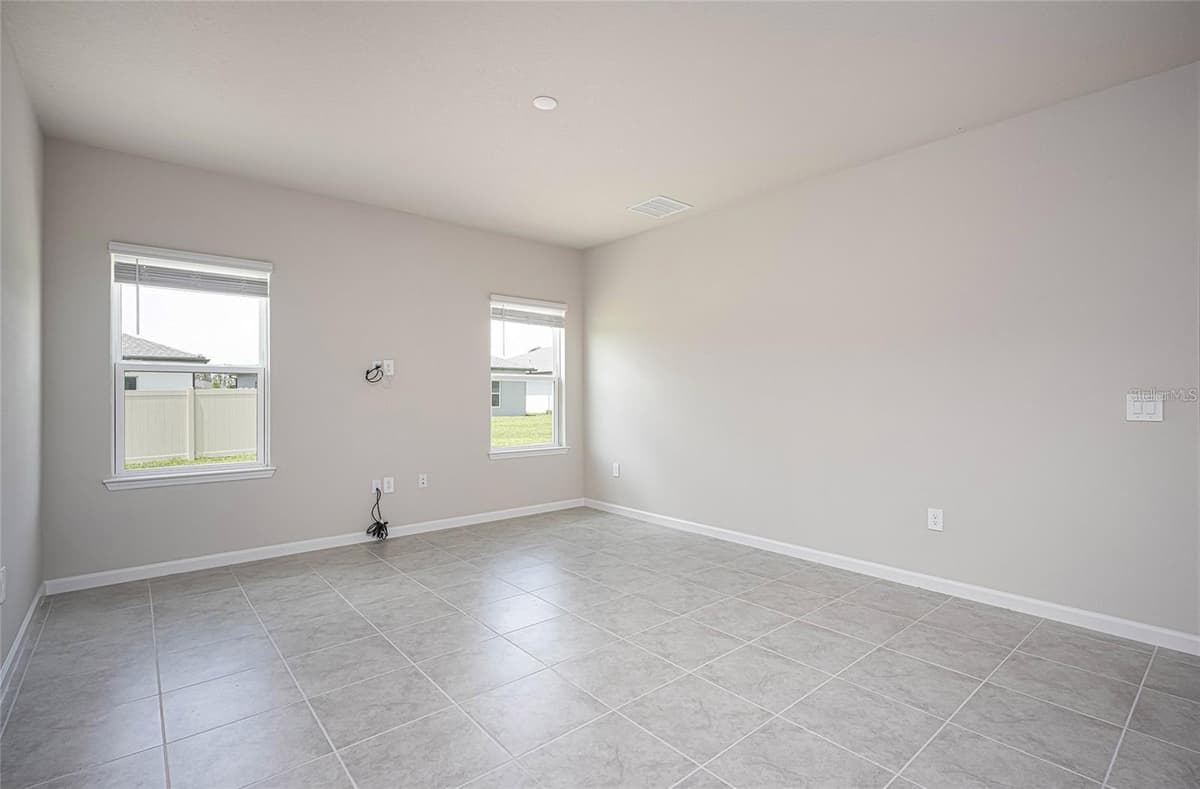 16873 CASTORO DRIVE — photo 27 of 42