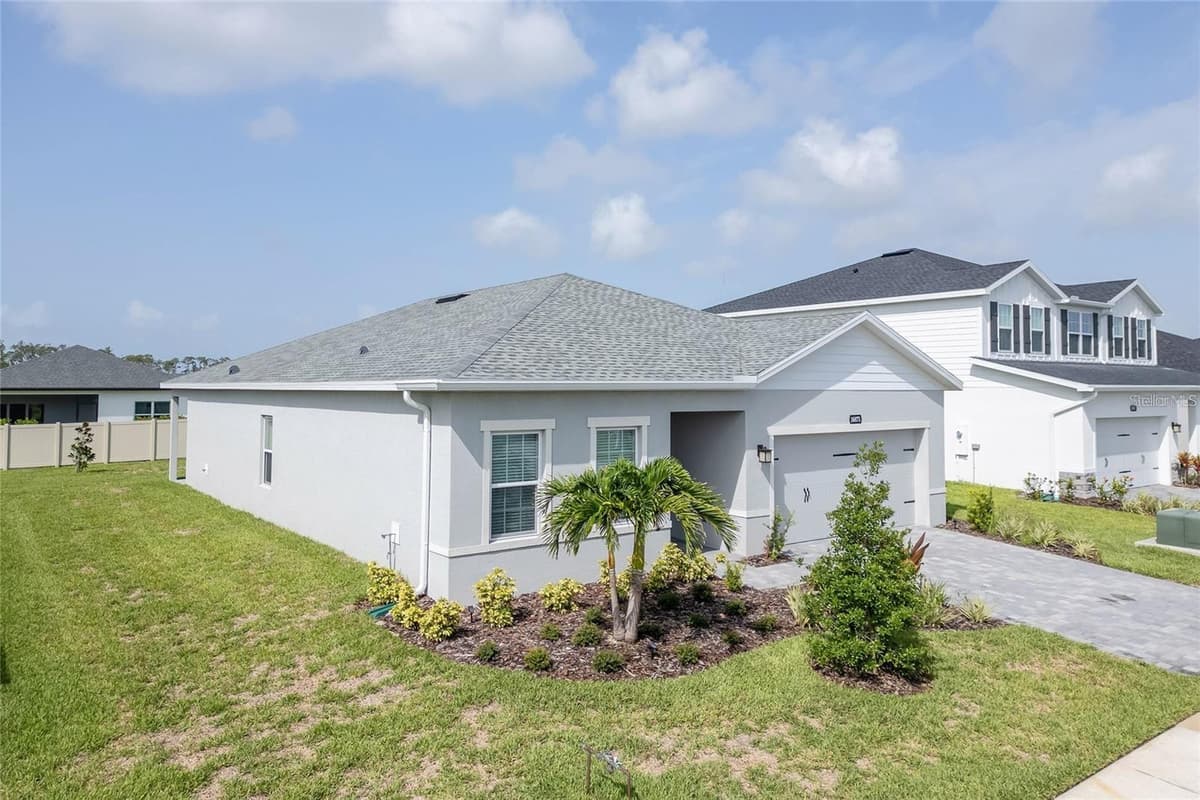 16873 CASTORO DRIVE — photo 3 of 42