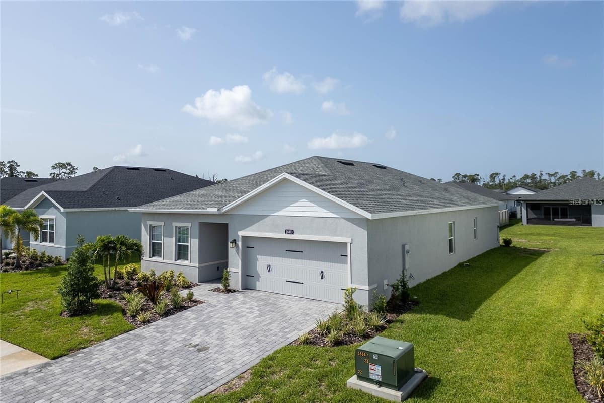 16873 CASTORO DRIVE — photo 4 of 42