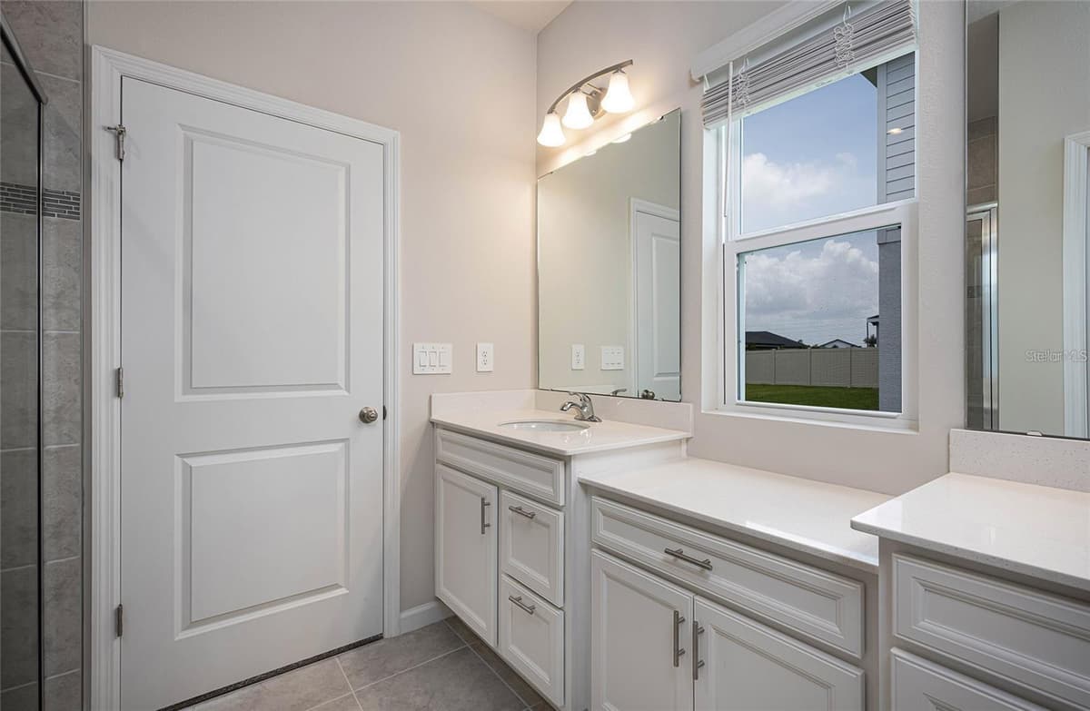 16873 CASTORO DRIVE — photo 34 of 42