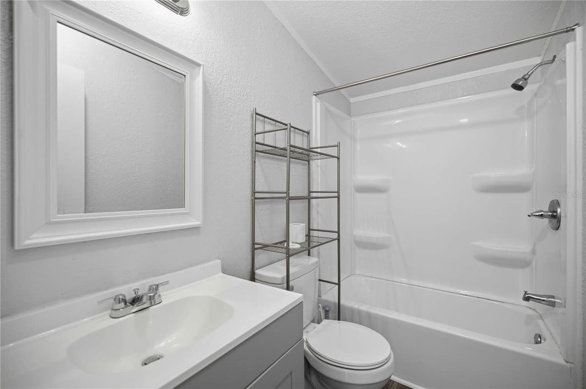 2545 178TH STREET — photo 22 of 27