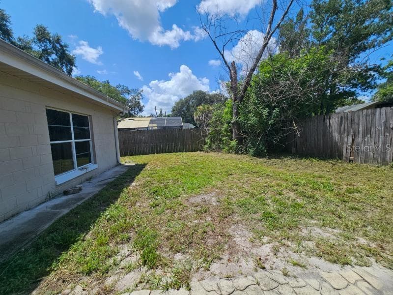 377 BRITTANY CIRCLE — photo 7 of 8